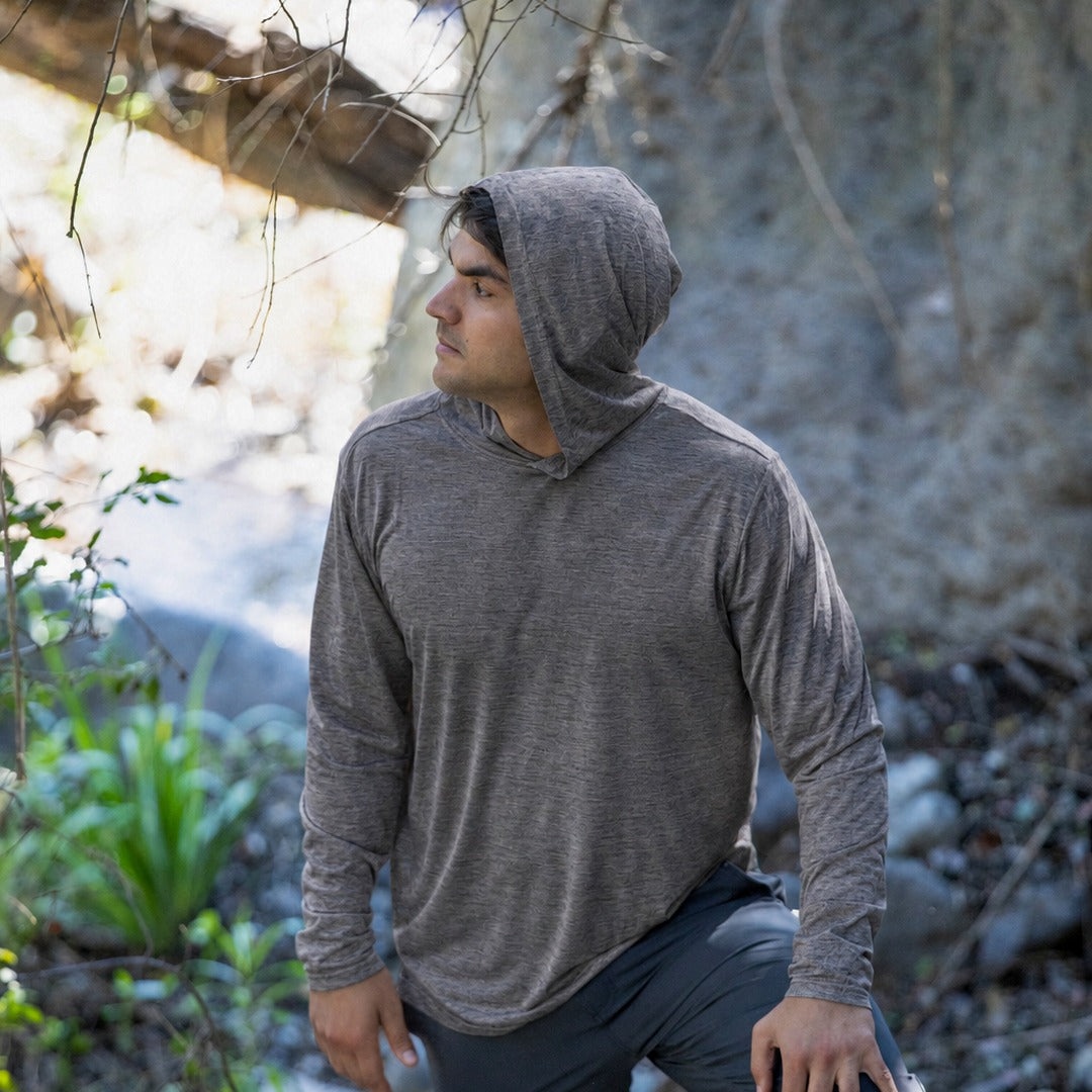 Polera con capucha Grit-dry UPF+50 Inti