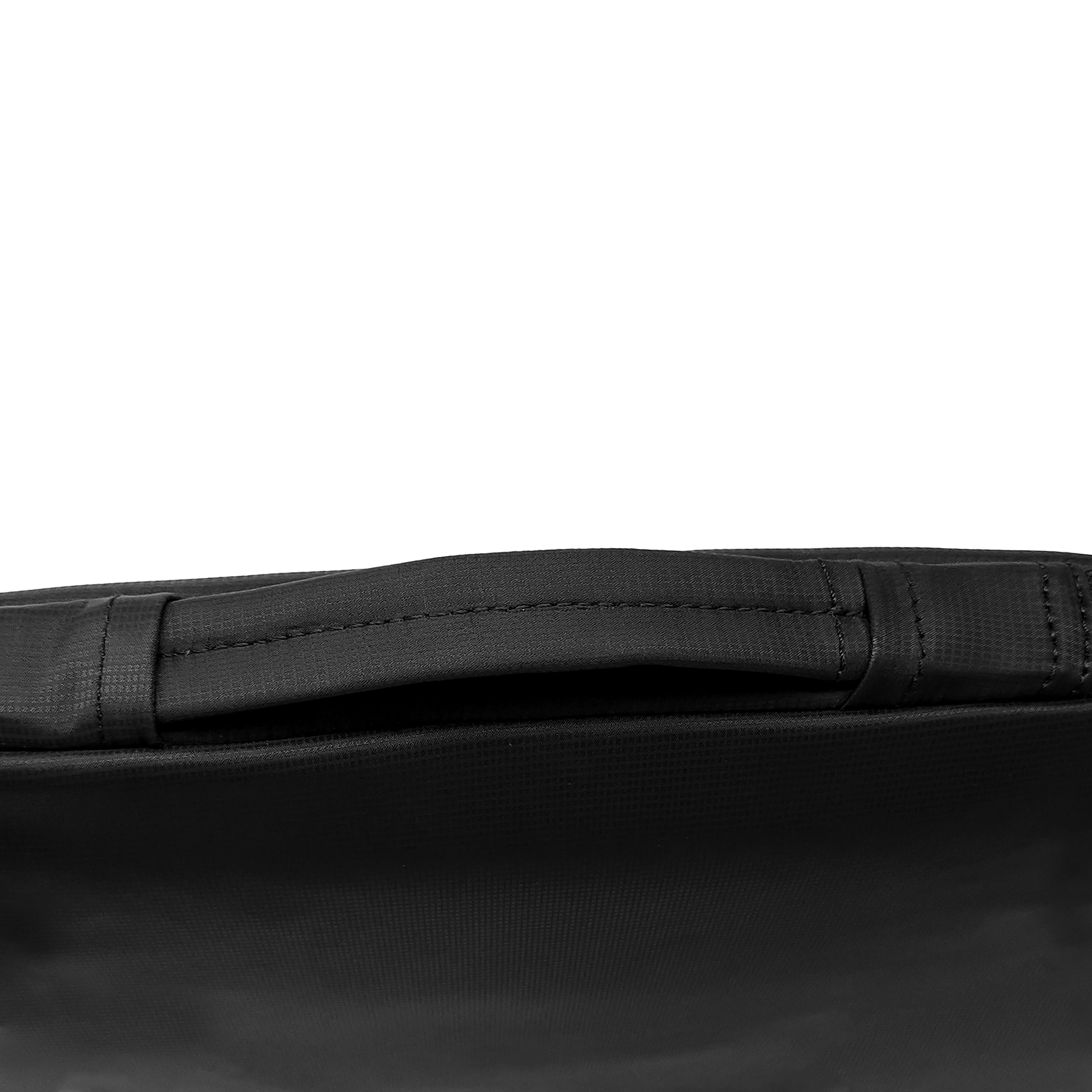 Pack Funda Notebook Puyehue 15,6" + Mochila Tripaicura 28Lts