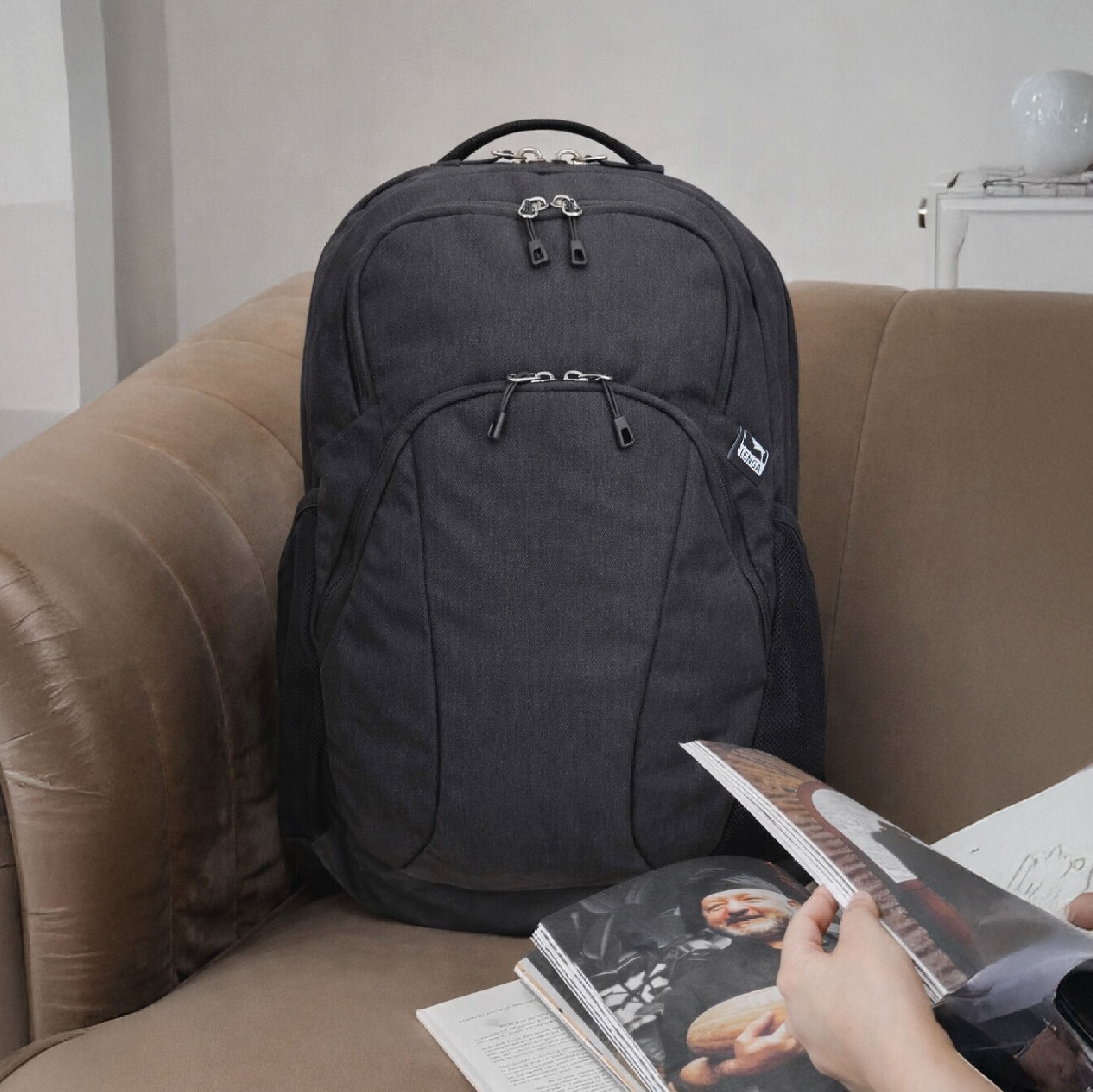 Pack Mochila Porta-notebook Guanauca 27Lts + Botella Acero Inox 750ml