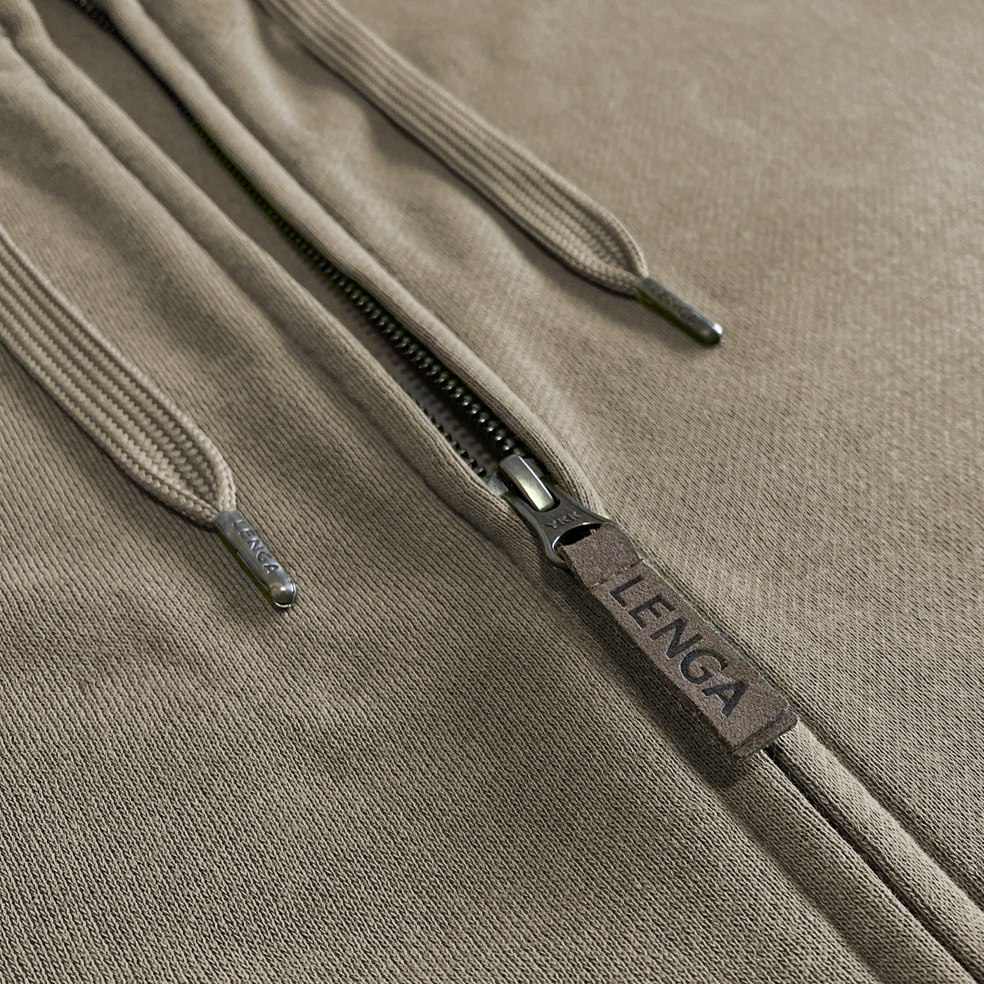 Polerón con Gorro y Cierres de Algodón Orgánico Pehoe