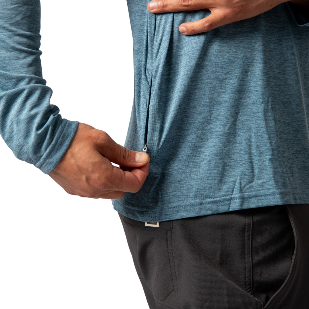 Polera con capucha Grit-dry UPF+50 Inti