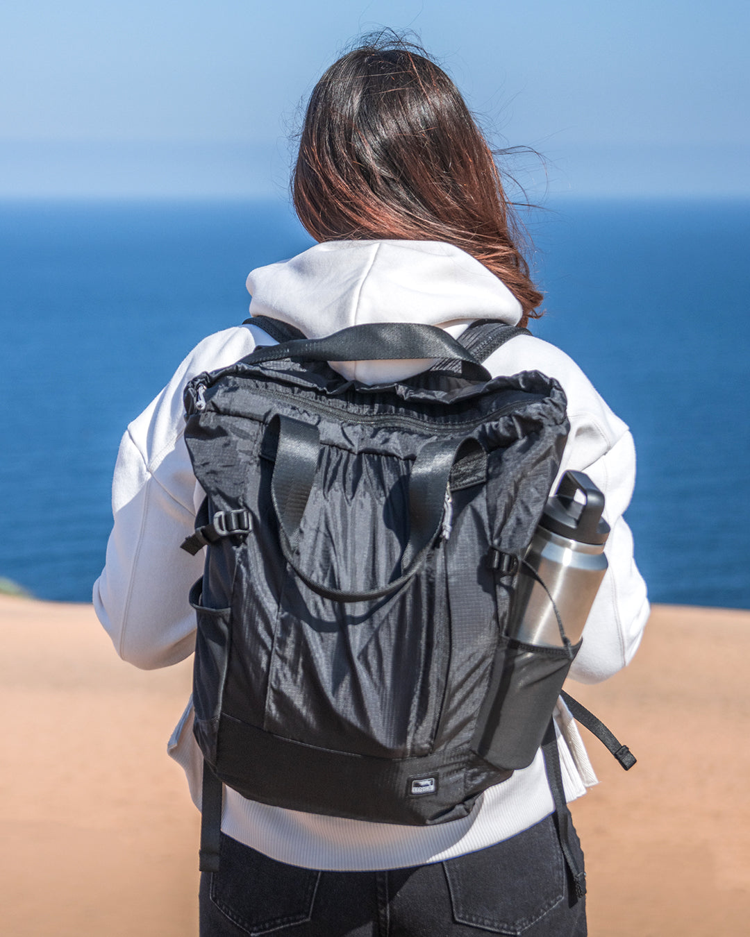 Pack Mochila Bolso Petrohué 22Lts + Botella Acero Inox 750ml