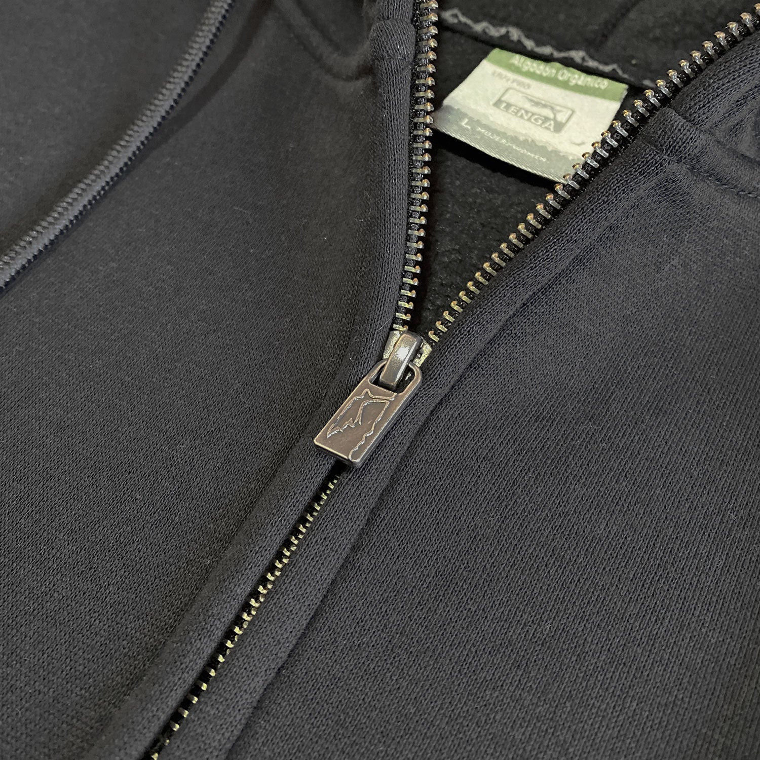 Polerón con Gorro y Cierre Polar Sherpa Puelo Sustentable