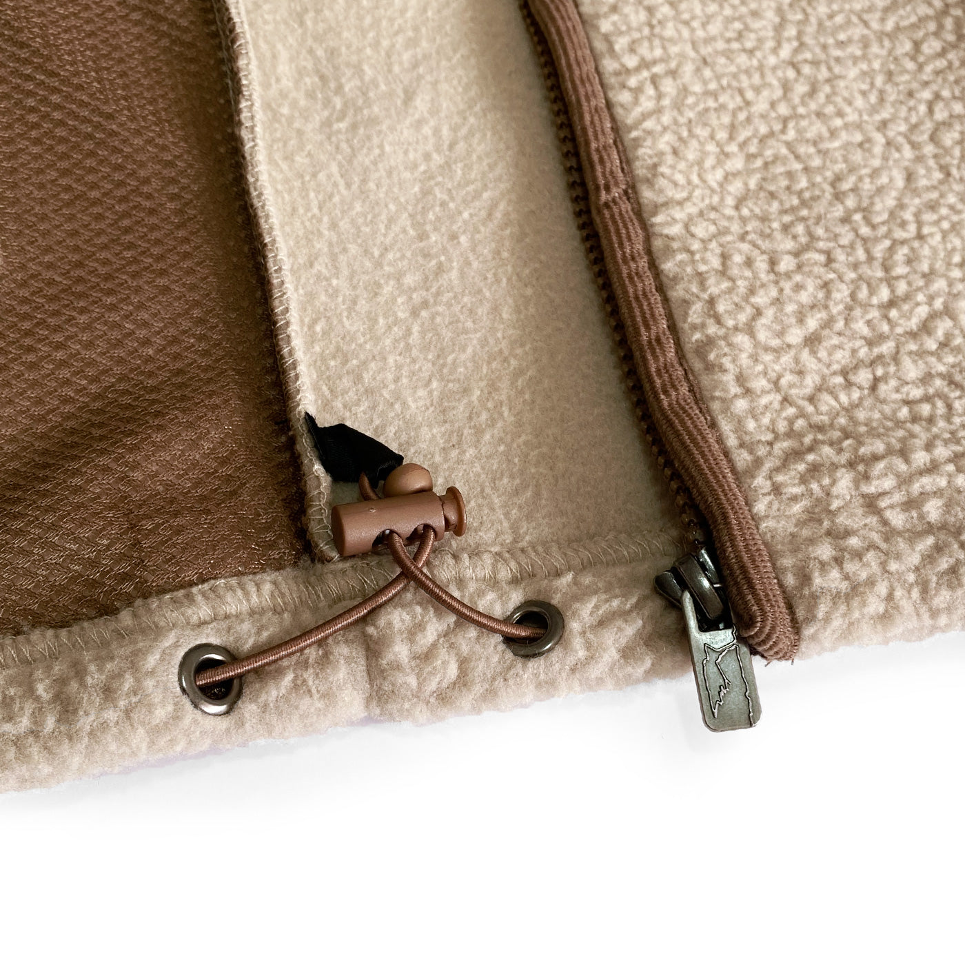 Chaqueta con Gorro Polar Sherpa Puya Sustentable