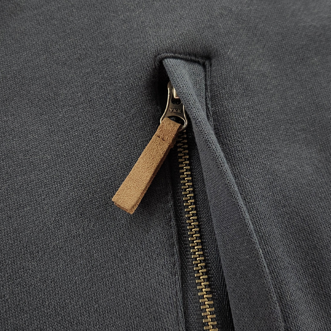 Polerón con Cuello Bollén Sustentable