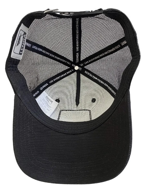 Jockey Trucker Parque Nacional Torres Del Paine Puma